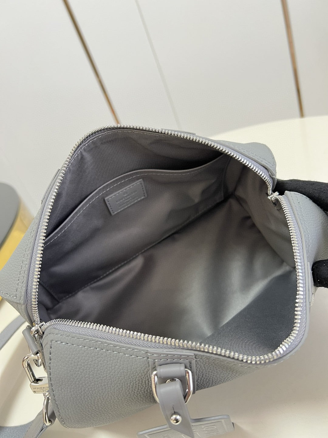 Top Quality City Keepall Aerogram Grey For Men, Bags, Shoulder And Crossbody Bags 10.6in/27cm Top Quality M59328