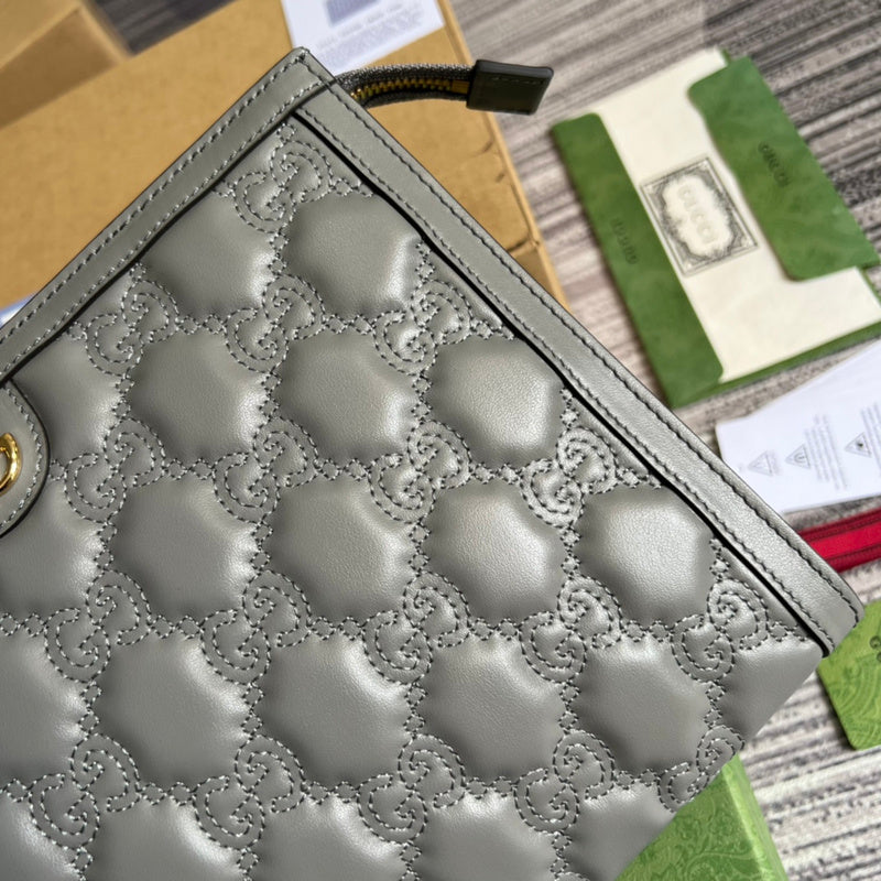 Top Quality -  Bags - 995