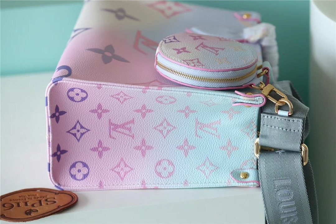 Top Quality Onthego PM Tote Bag In Monogram Canvas Sunrise Pastel For Women 25cm Top Quality M59856