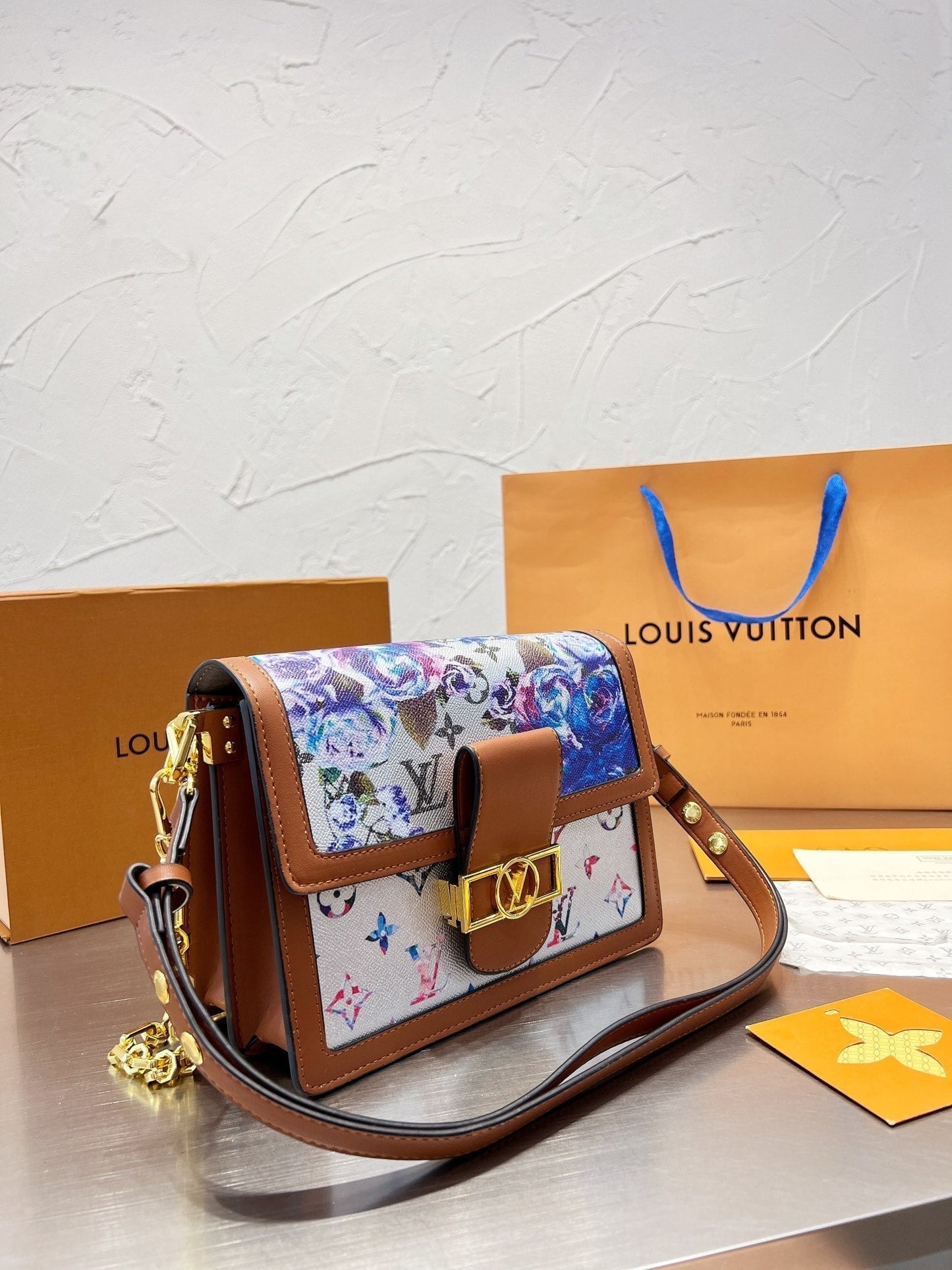 EN - New 1:1 rep Lux Bags LUV 545