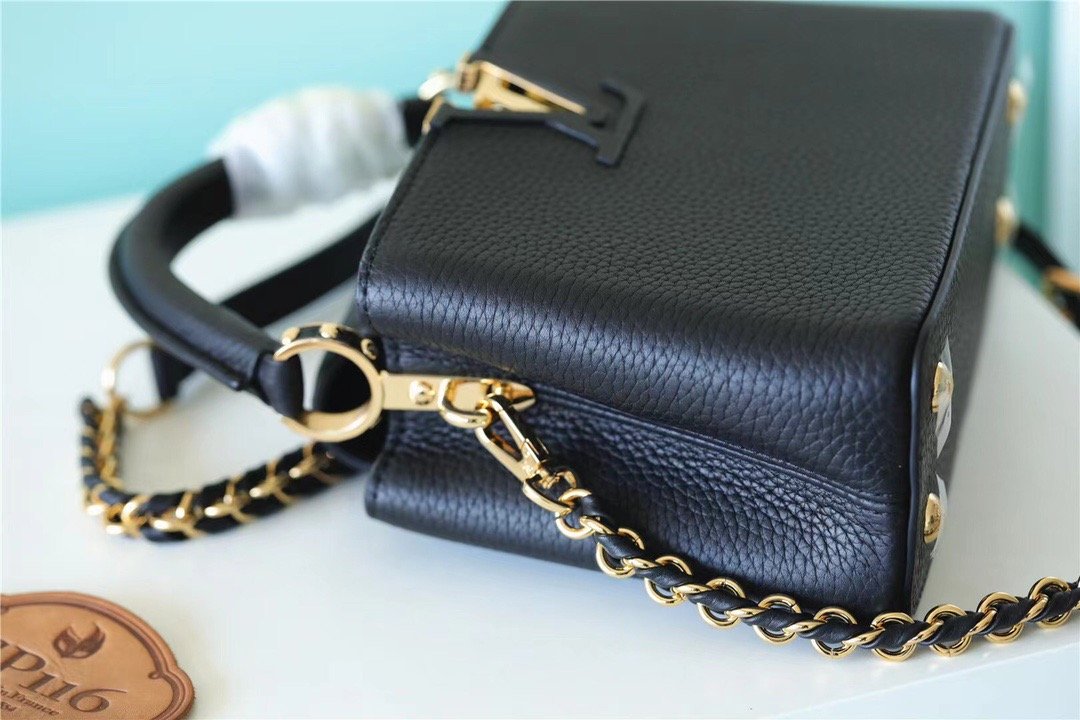 Top Quality Capucines Mini Taurillon Black For Women,  Shoulder And Crossbody Bags 21cm/8.3in Top Quality