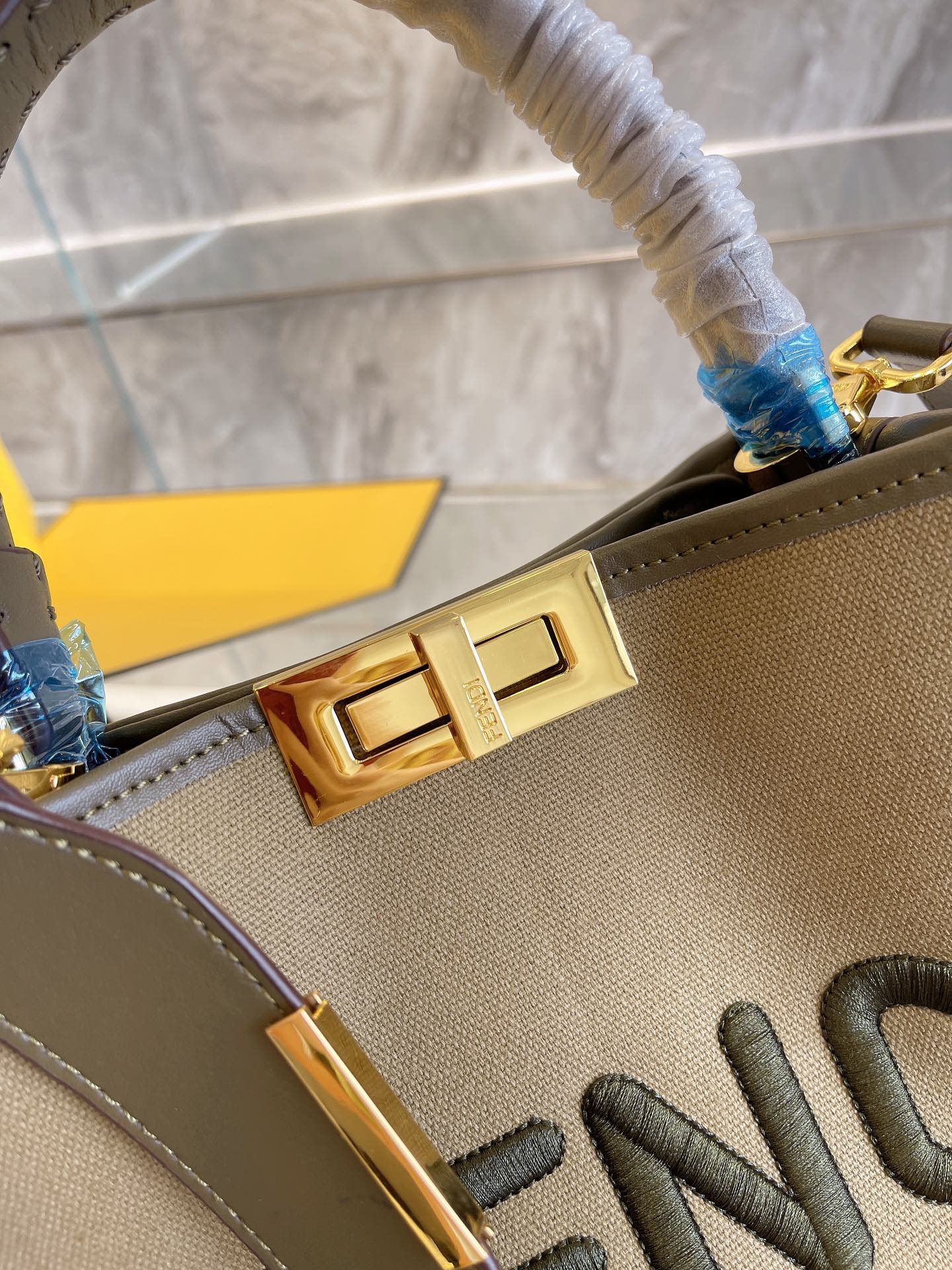 EN - New 1:1 rep  Bags FEI 240