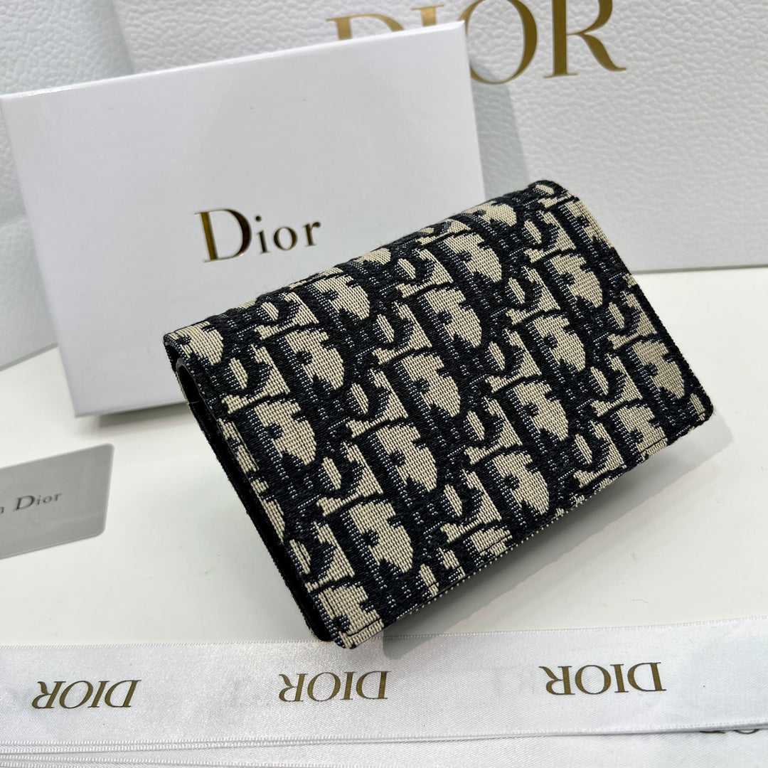 EN - New 1:1 rep  Wallet DIR 012