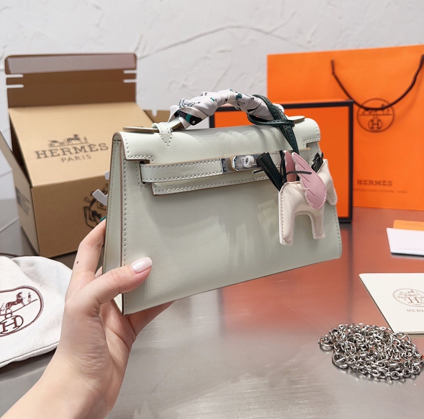 EN - New 1:1 rep  Bags HM 139