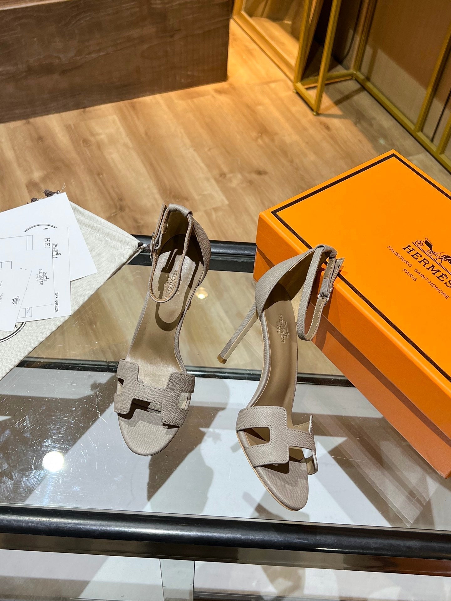 New 1:1 rep HM HIGH HEELS 029