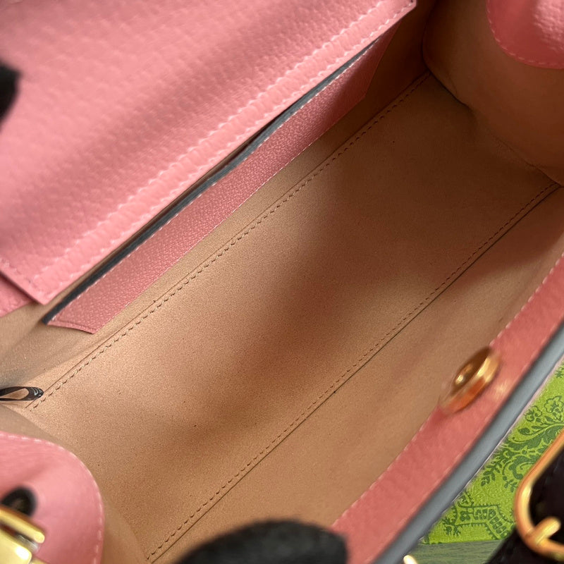 Top Quality -  Bags - 636