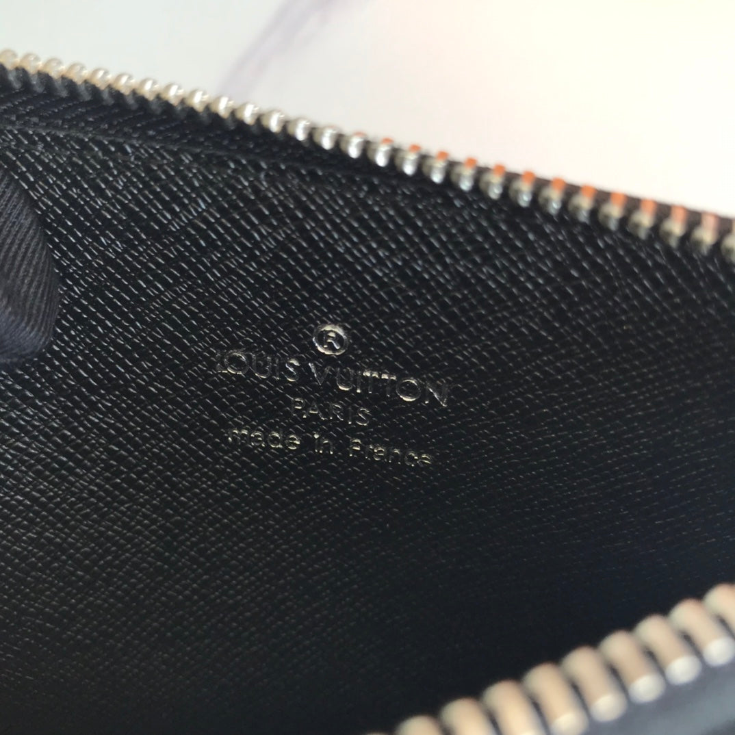 EN - New 1:1 rep  Wallet LUV 130