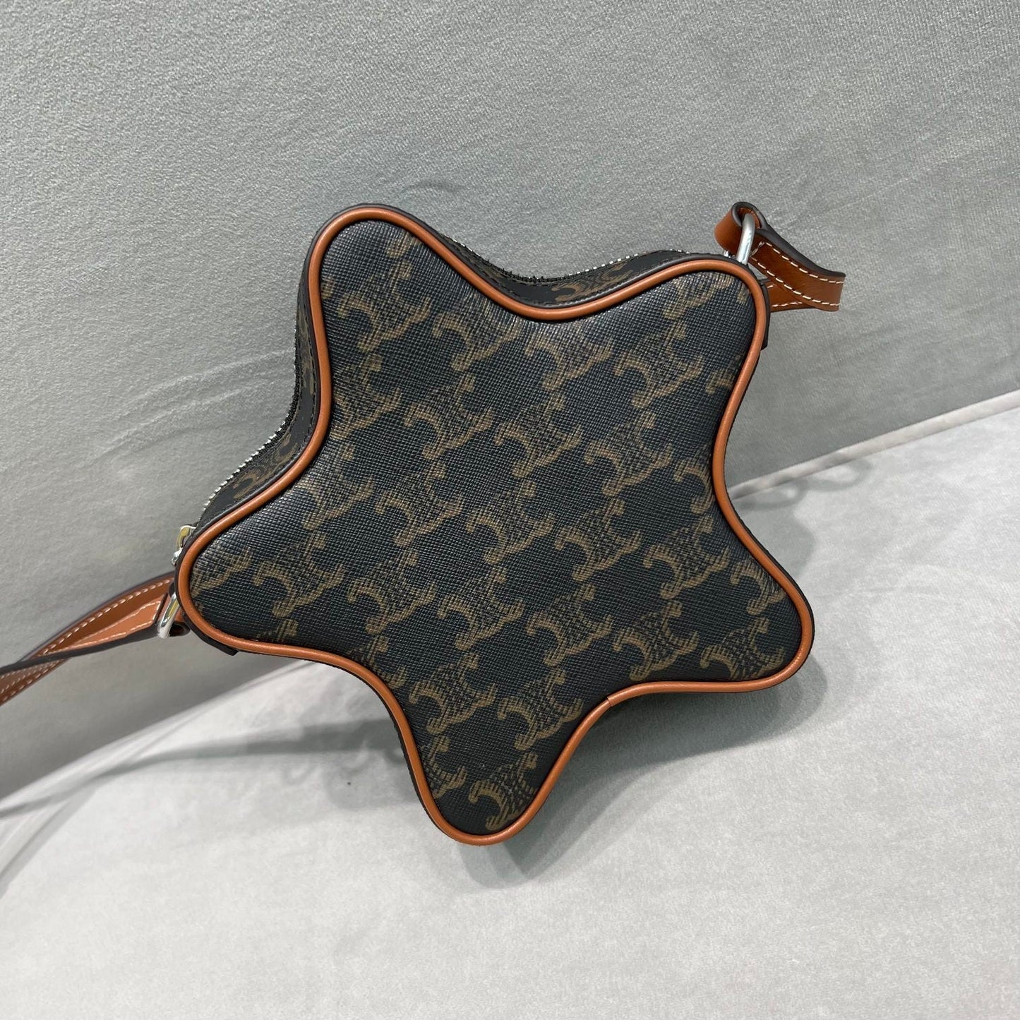 Top Quality Small Etoile In Triomphe Canvas Brown For Women 7in/18cm 198762BZJ.04LI