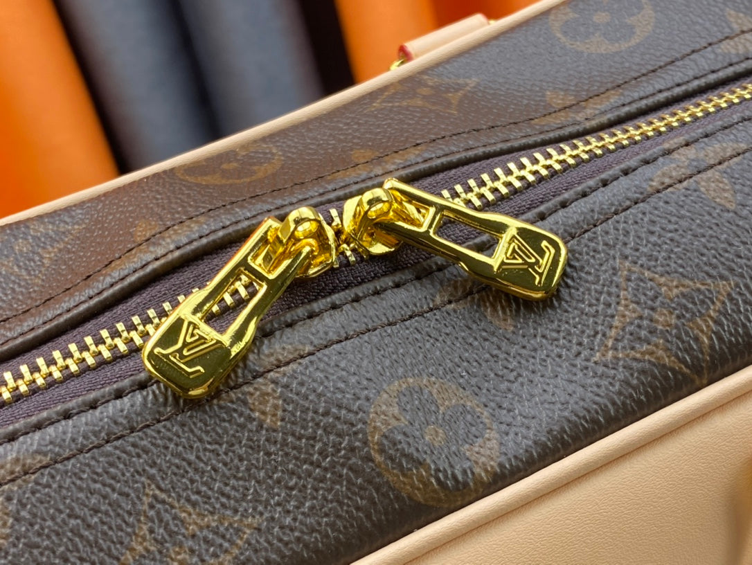 New 1:1 rep Lux Bags LUV 903