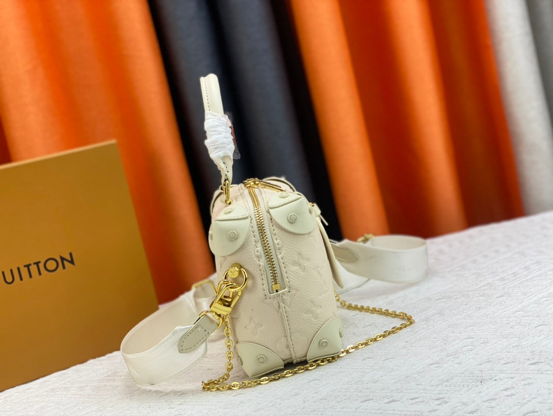 EN - New 1:1 rep  Bags LUV 663