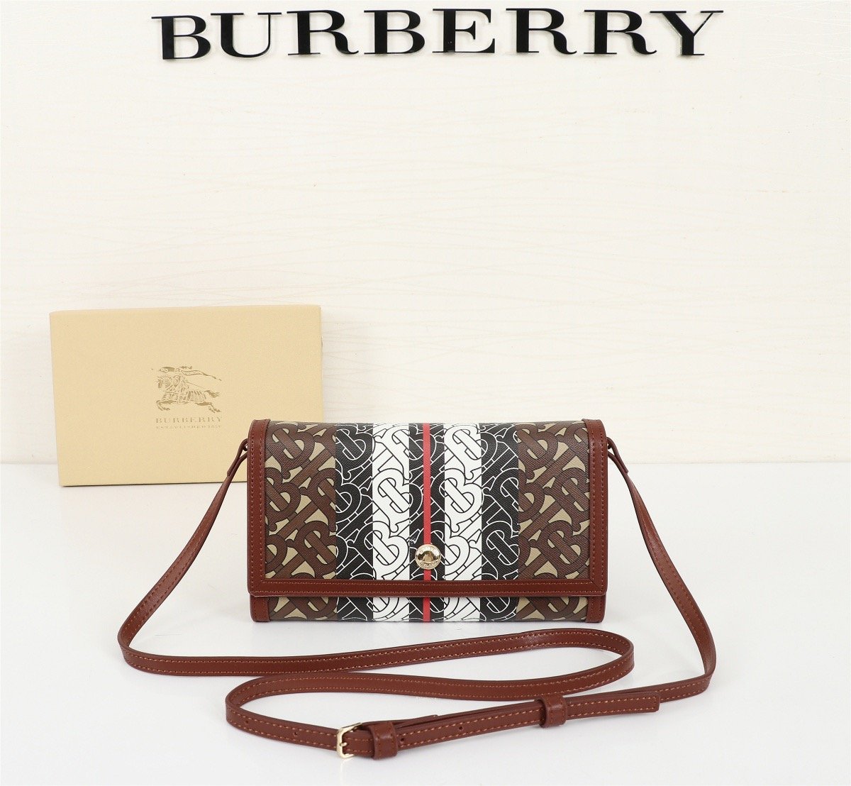 EN - New 1:1 rep  Bags BBR 025