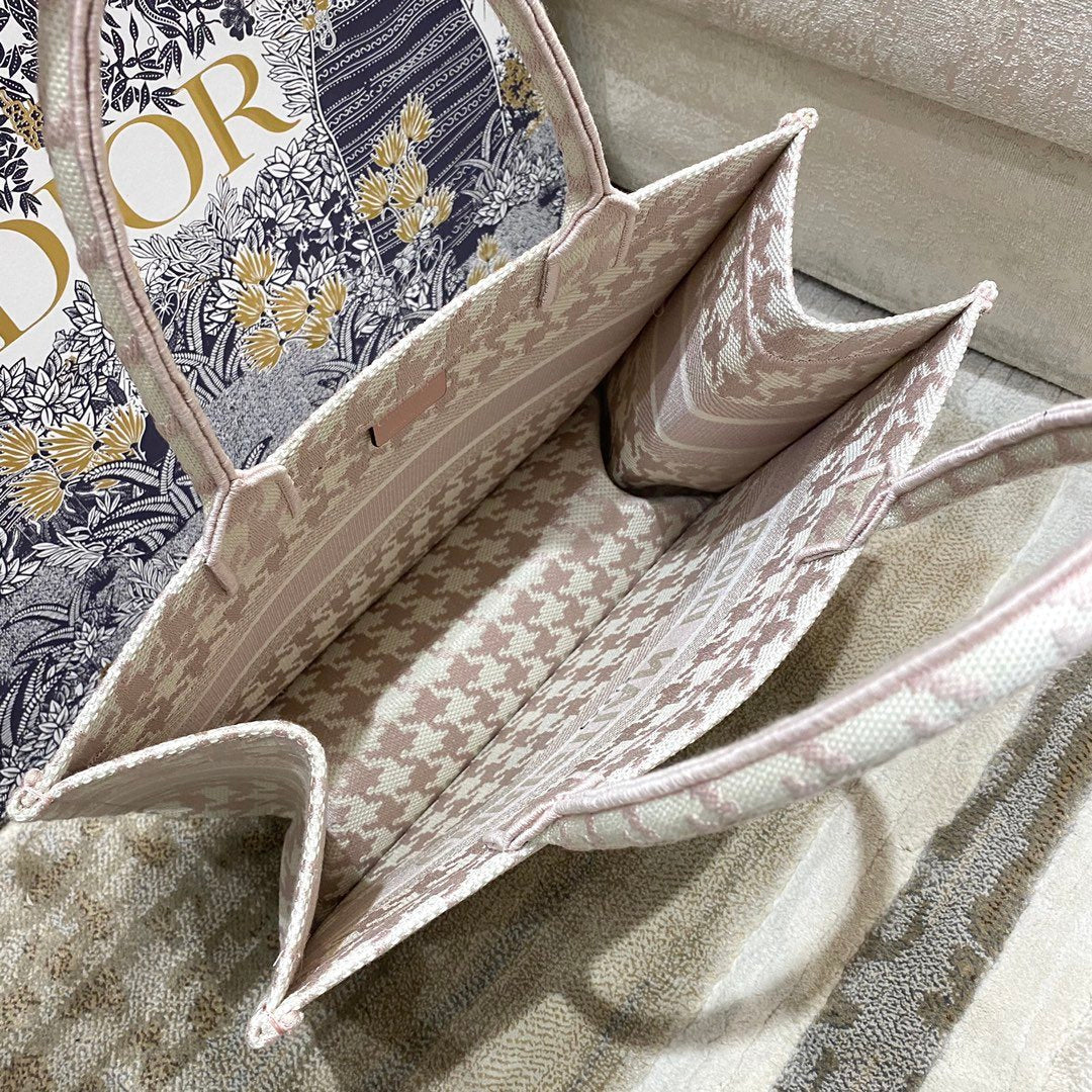 Top Quality MeTop Qualityum Book Tote Pastel Houndstooth Embroidery, Pastel, For Women Womens Handbags, Shoulder Bags, 36cm CD