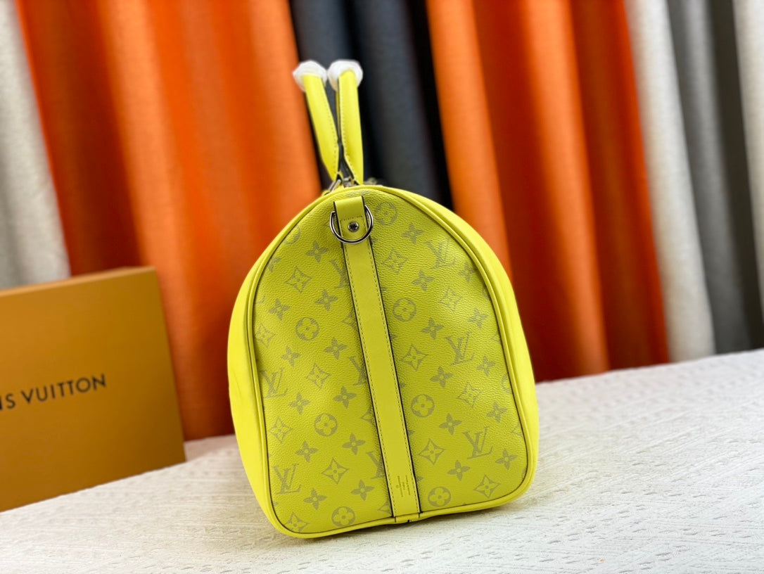 EN - New 1:1 rep  Bags LUV 670