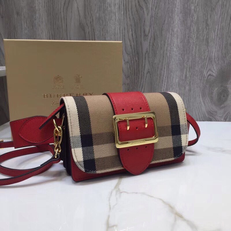 Top Quality The Small Buckle Bag In Ho Check Red For Women, Bags 7.5in/19cm