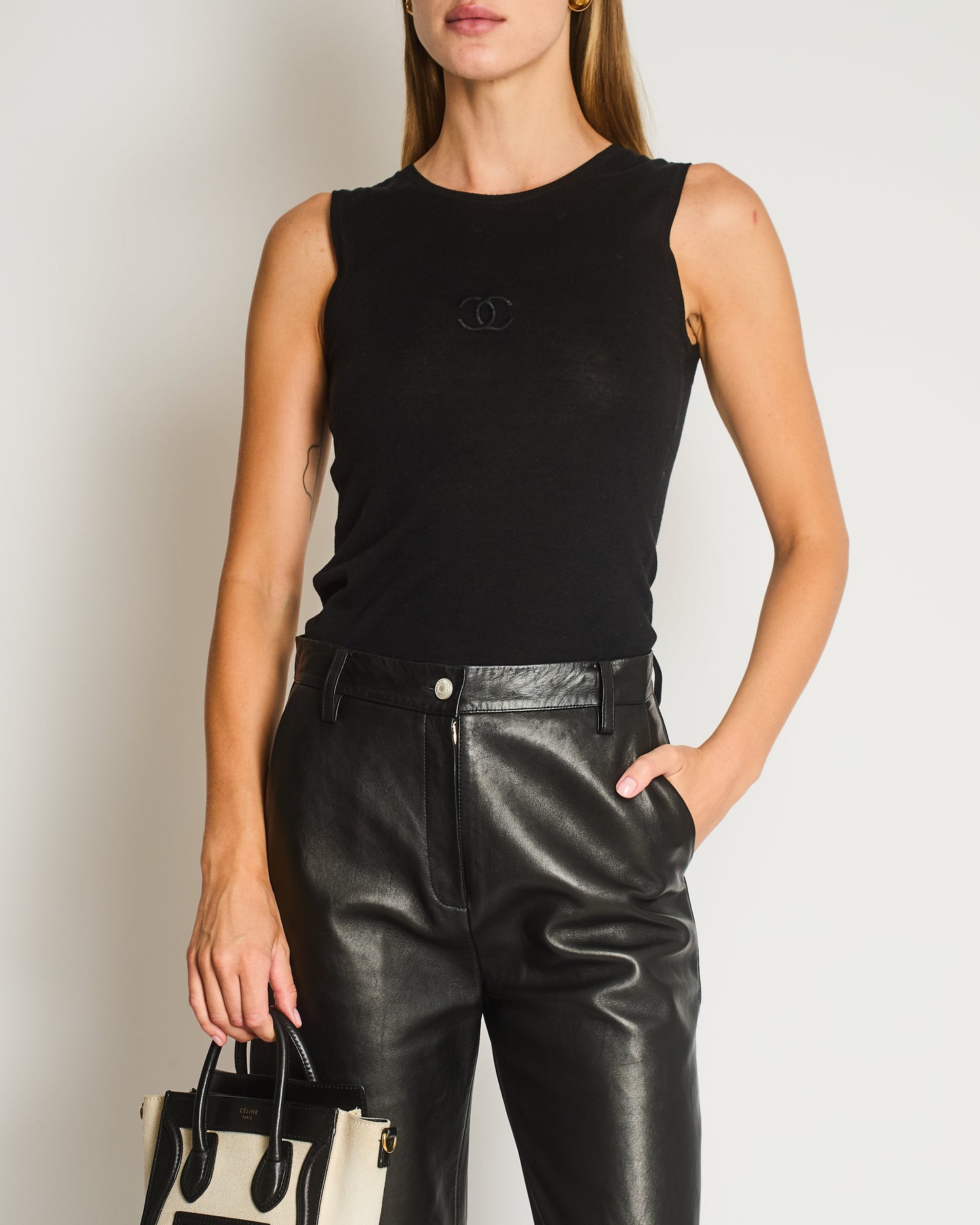 Chanel 95P   Black Sleeveless Cotton Top with Stitched Logo and Gold Logo Buttons on the Shoulder Size FR 36 (UK 8)