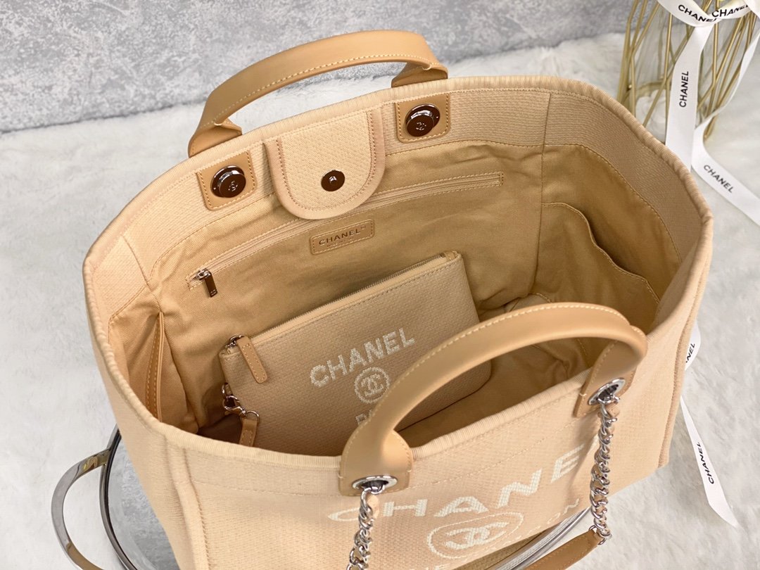 CHLSmall Shopping Bag Silver Hardware Raffia For Women Handbags, Shoulder Bags 15.2in/39cm AS3257