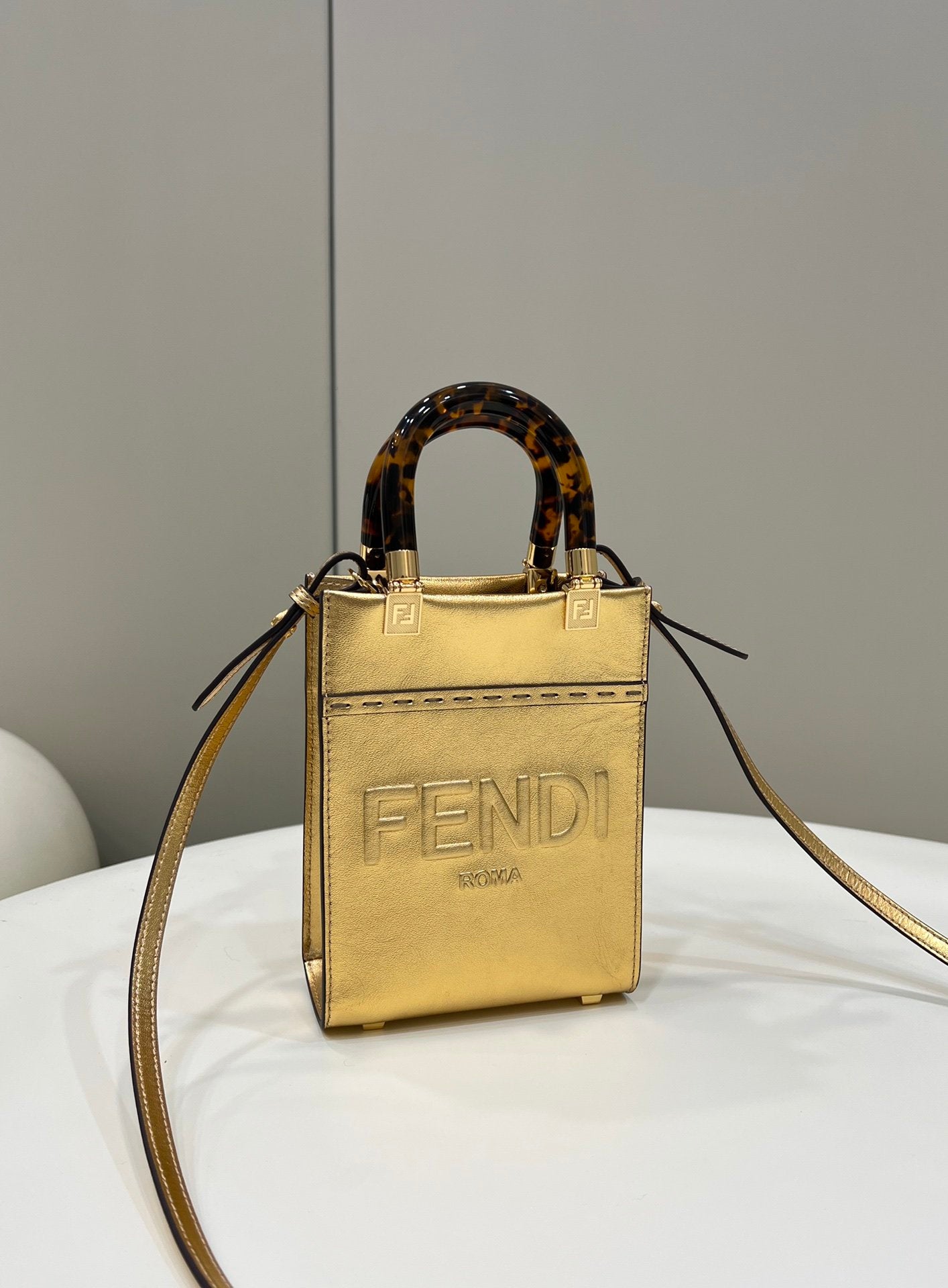 Top QualityTop Quality Mini Sunshine Shopper Gold For Women, Women’s Handbags, Shoulder And Crossbody Bags 7.1in/18cm FF 8BS051AJH7F1GNN