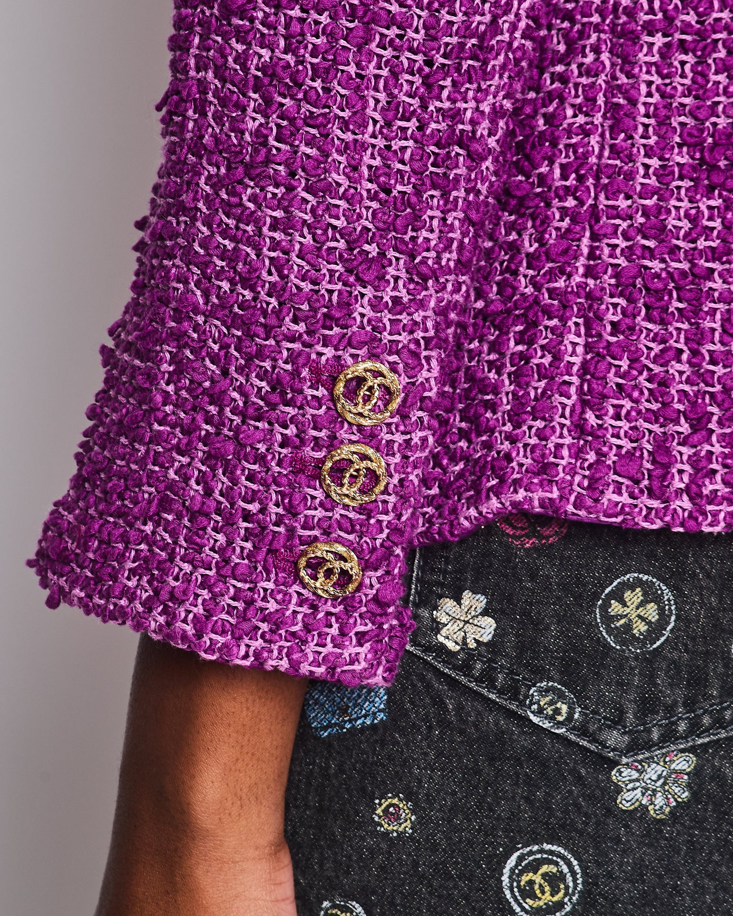 Chanel 21C Purple Tweed Blazer with CC Buttons and Pockets Detail Size FR 44 (UK 16)