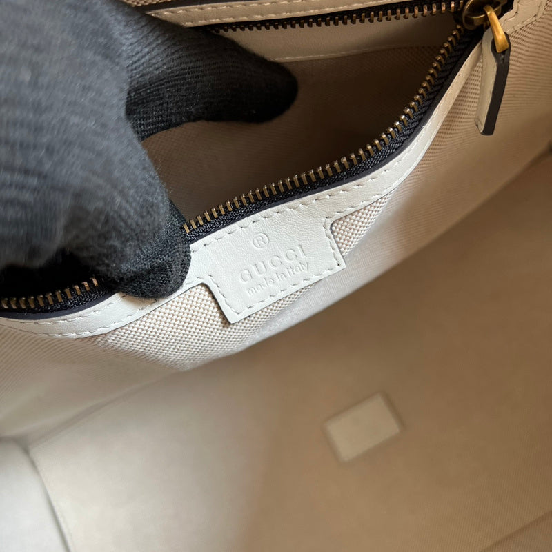 Top Quality -  Bags - 968
