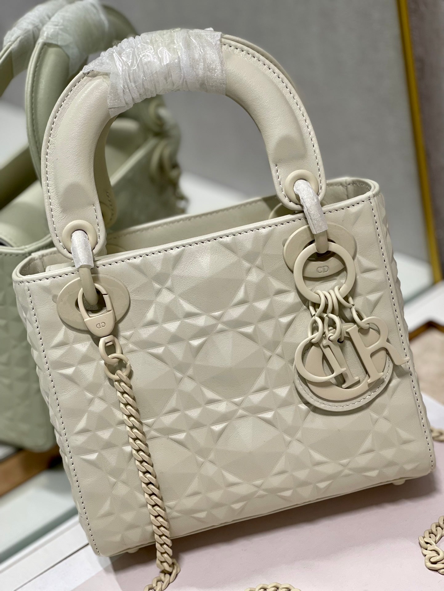 Top Quality Mini Lady Bag Latte Cannage with Beaded Motif, Beige, For Women Womens Handbags, Crossbody Bags, 18cm CD M0505INEA_M030