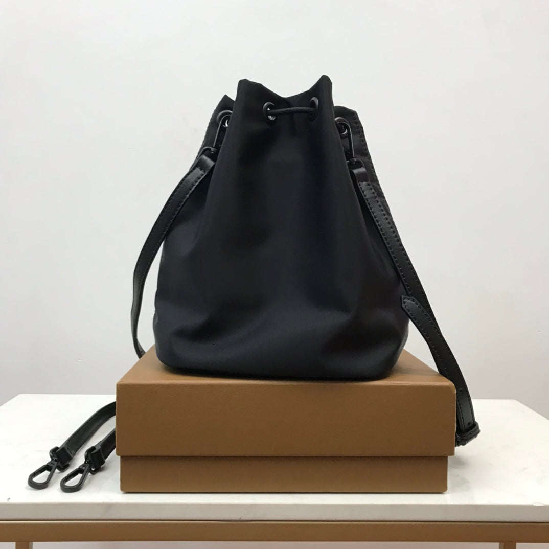 Top Quality Logo Print Nylon Drawcord Pouch Black For Women, Bags 7.7in/19.5cm