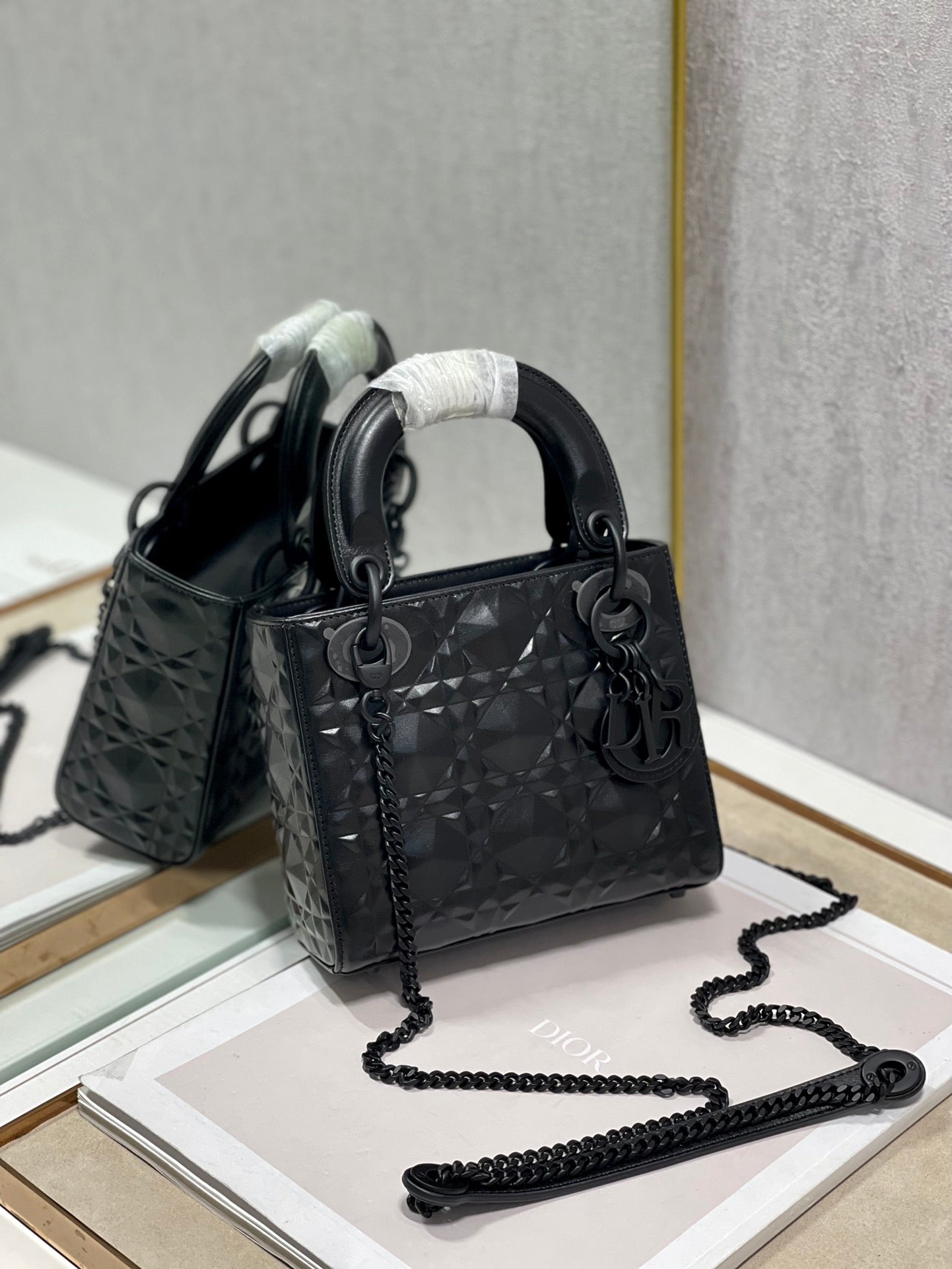 Top Quality Mini Lady Bag Cannage with Beaded Motif, Black, For Women Womens Handbags, Crossbody Bags, 17cm CD M0505SNEA_M900