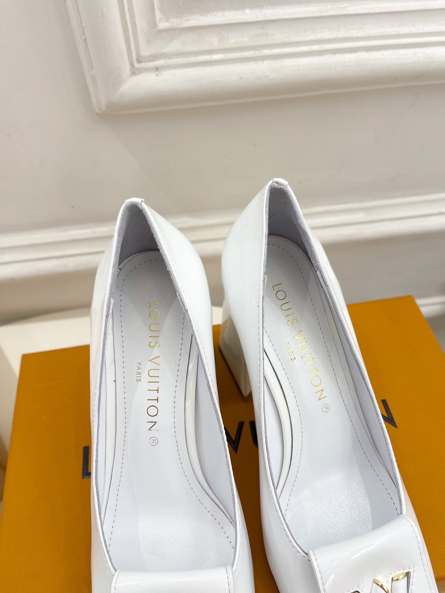 New 1:1 rep LUV High Heel Shoes 006