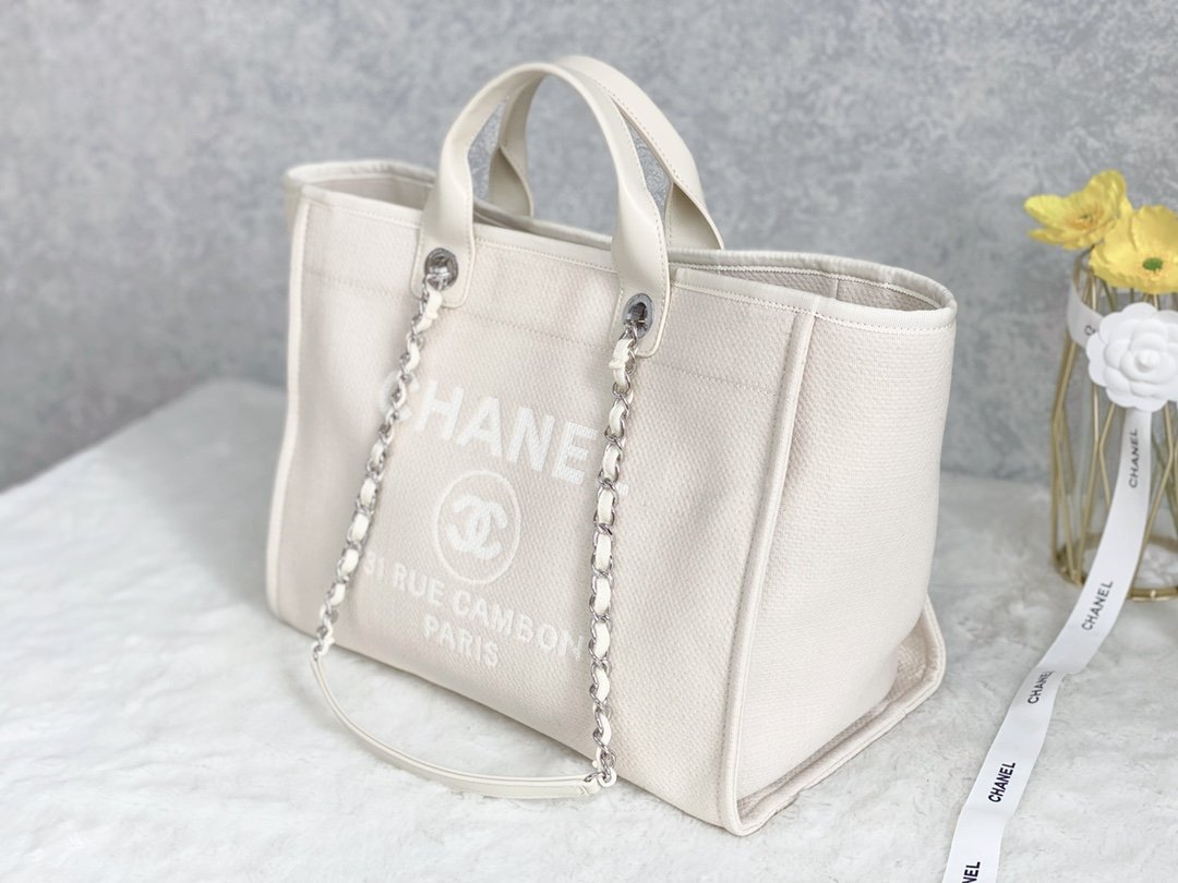 CHLSmall Shopping Bag Silver Hardware Cream For Women Handbags, Shoulder Bags 15.2in/39cm AS3257
