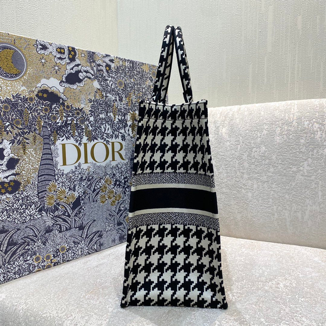 Top Quality Large Book Tote Black Houndstooth Embroidery, Black/White, For Women Womens Handbags, Shoulder Bags, 42cm CD