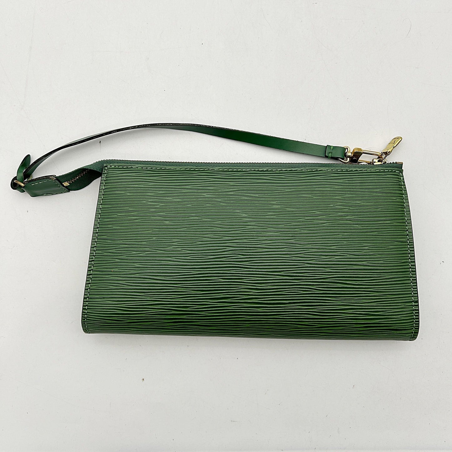 Louis Vuitton Epi Leather Pochette Accessoires   - Green Shoulder Bags, Handbags lv8826ej