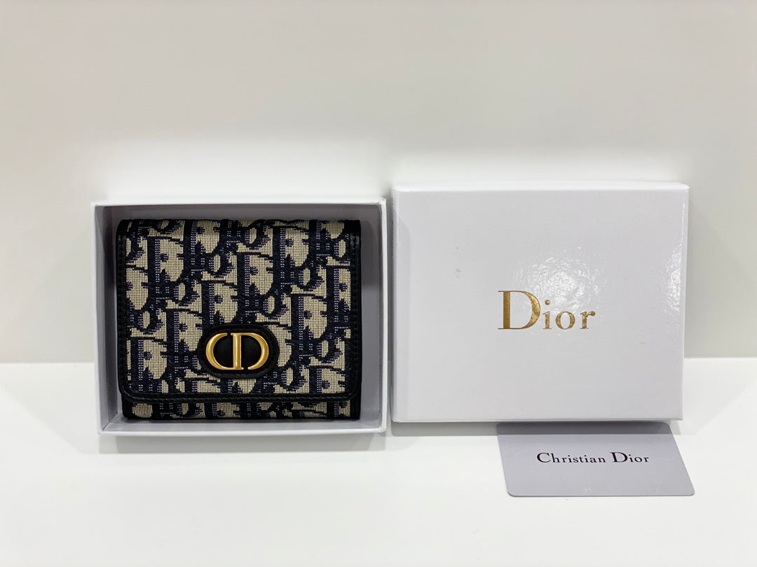 EN - New 1:1 rep  Wallet DIR 004