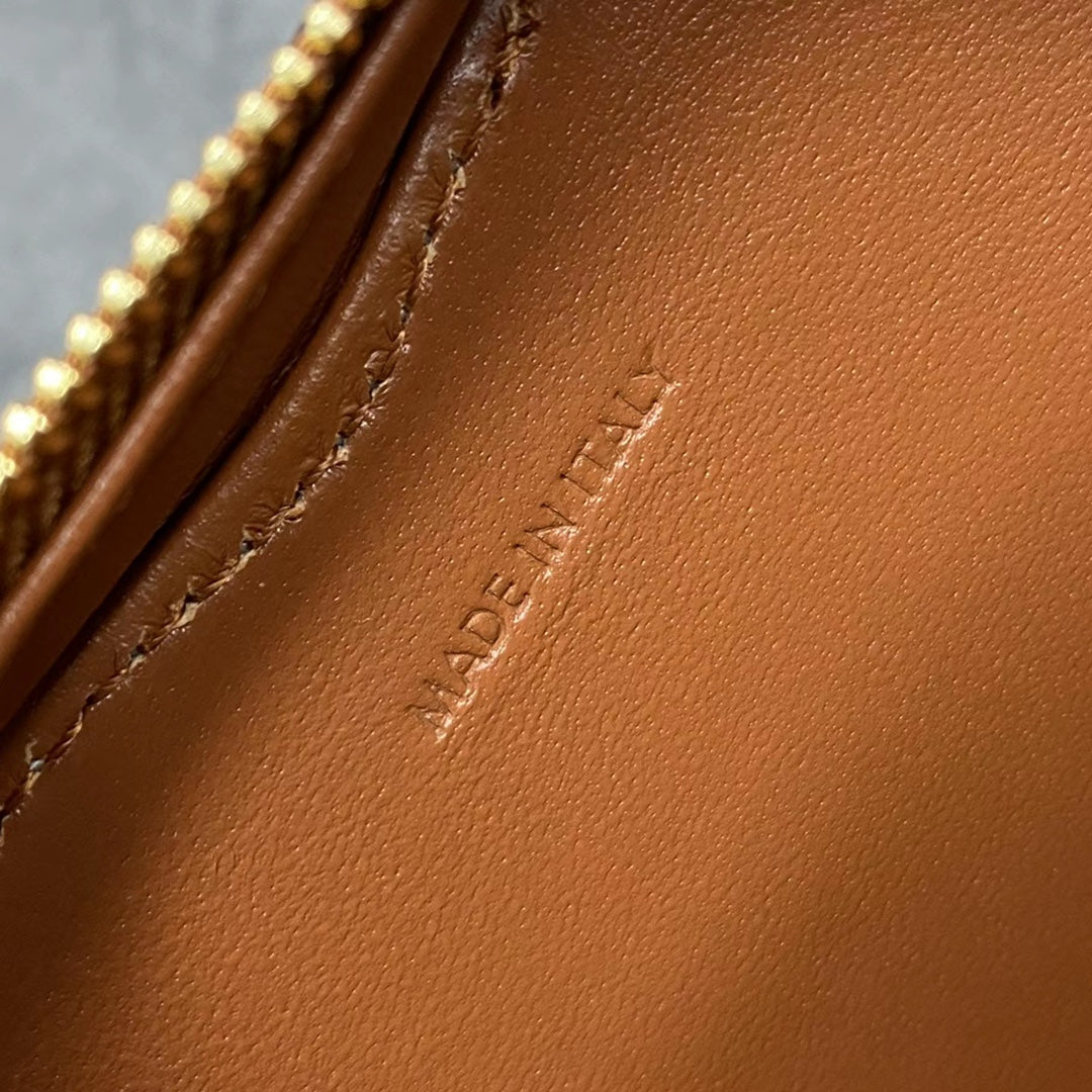 Top Quality Small Heart Crossbody Bag Tan For Women 3in/8cm 10J113DZW.04LU