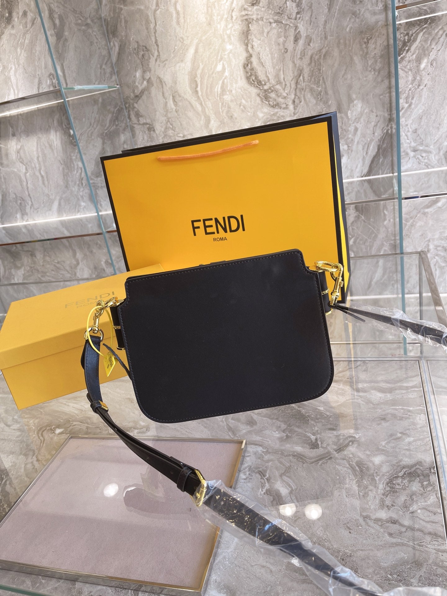EN - New 1:1 rep  Bags FEI 238