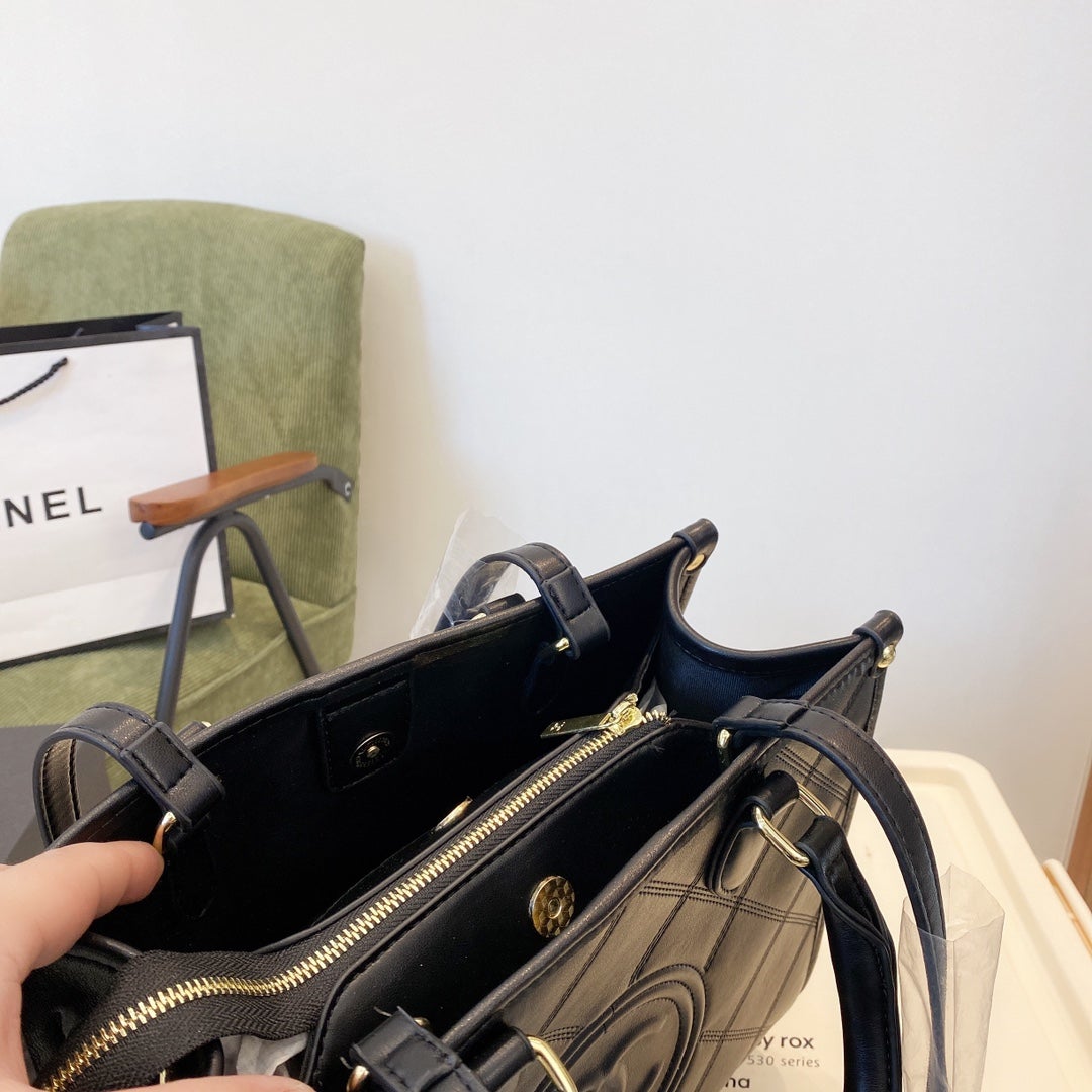 EN - New 1:1 rep  Top Quality CHL Bag 302