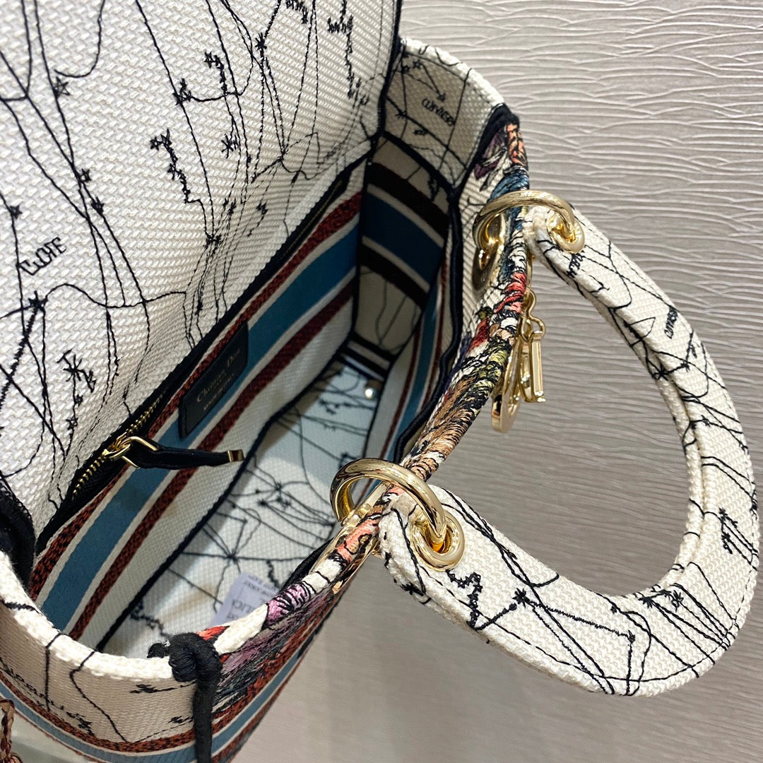 Top Quality MeTop Qualityum Lady D-Lite Bag Latte Multicolor Constellation Embroidery, Latte Handbags, Crossbody Bags, 24cm CD M0565ORHP_M941