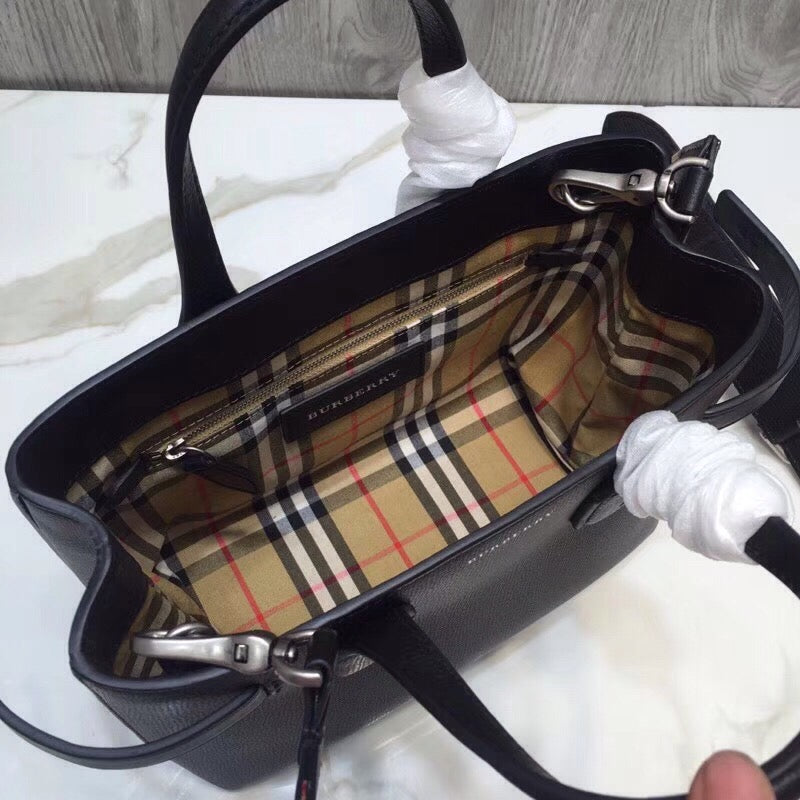 Top Quality The Small Banner Bag Black For Women, Bags 10.6in/26cm