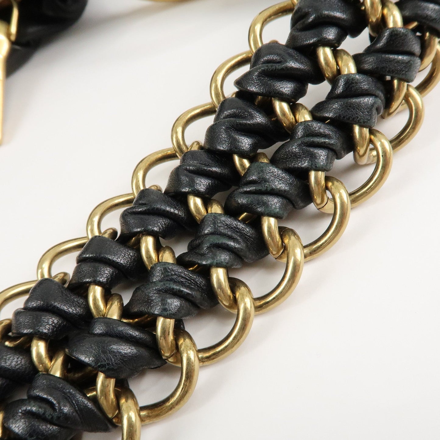 PRADA Leather Chain One-Shoulder Bag Black Gold Hardware  d