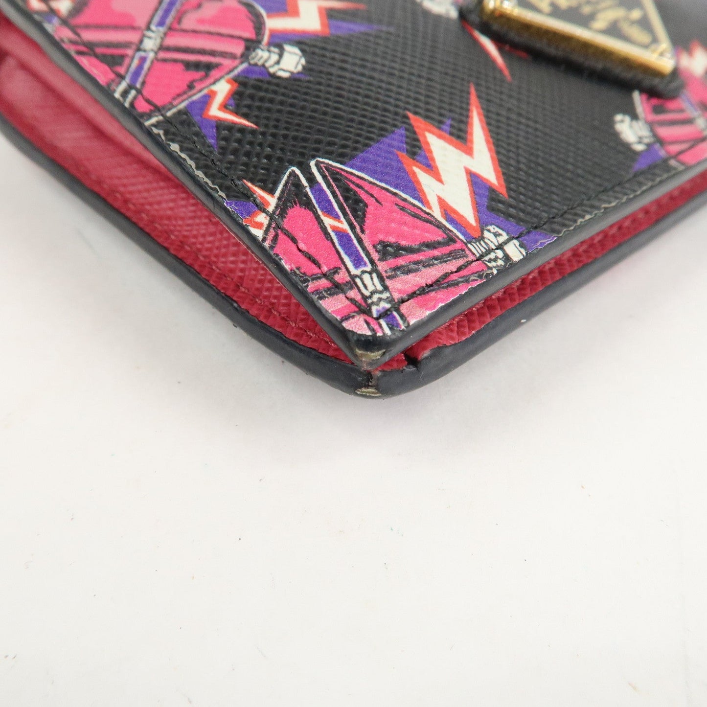PRADA Logo Saffiano Leather Heart Print Bi-fold Wallet 1MV204  d