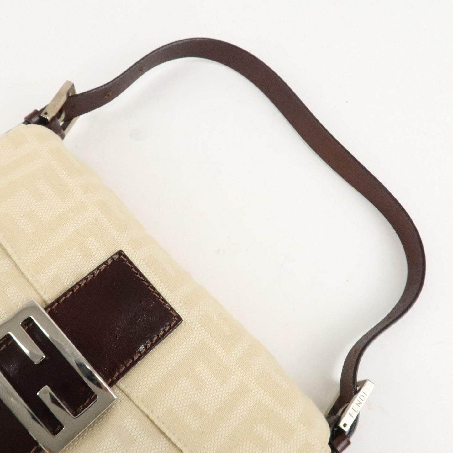 FENDI Mamma Baguette Zucca Canvas Leather Shoulder Bag Beige 26424  d