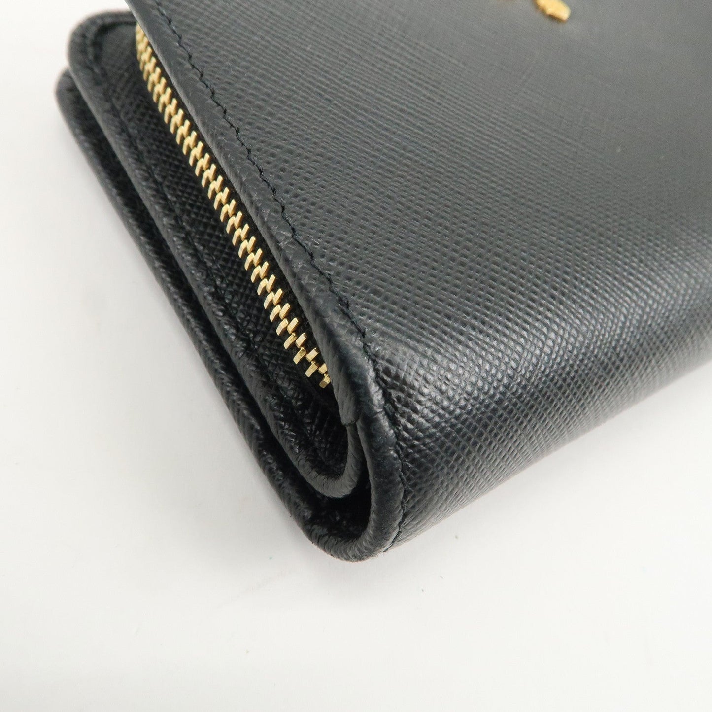 PRADA Saffiano Leather Bi-Fold Wallet Purse Black 1ML225  d