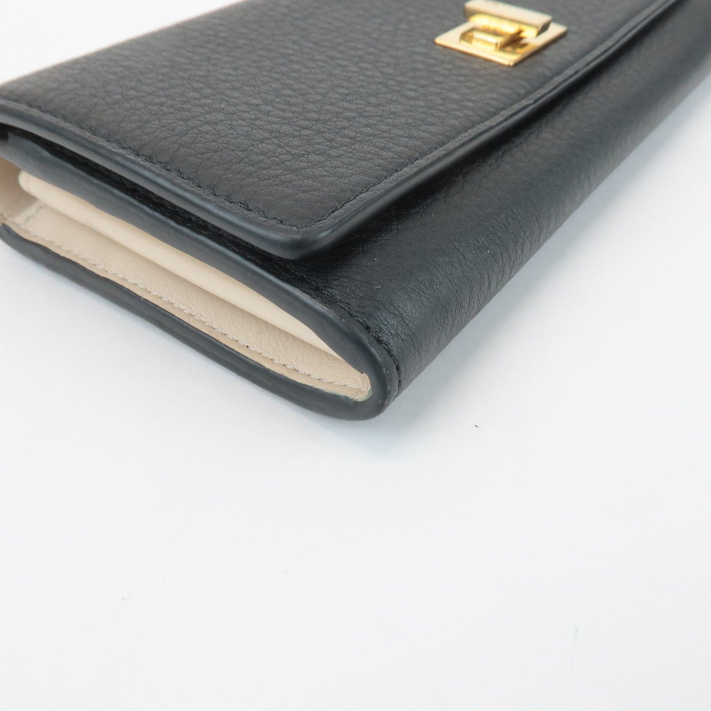 FENDI Leather Peekaboo Bi-fold Long Wallet Black 8M0427  d