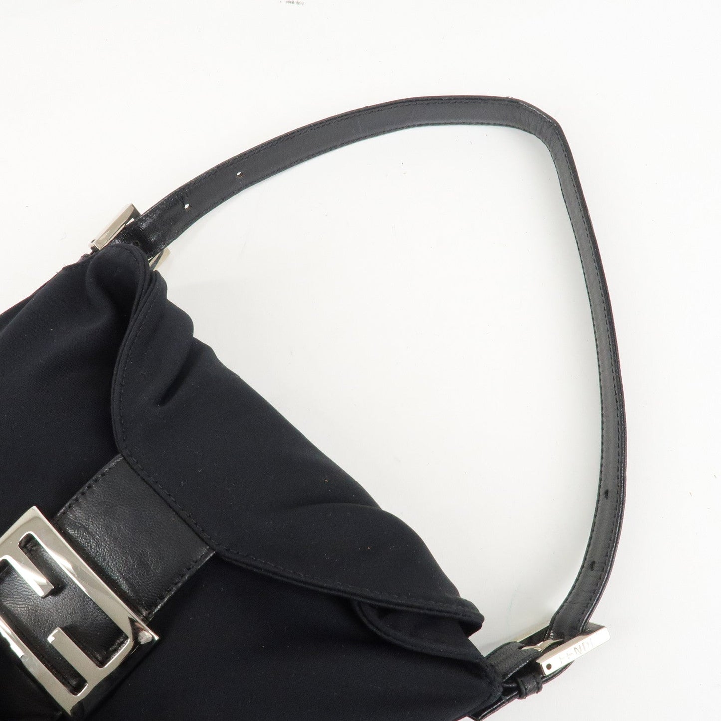FENDI Mamma Baguette Nylon Jersey Leather Shoulder Bag Black  d