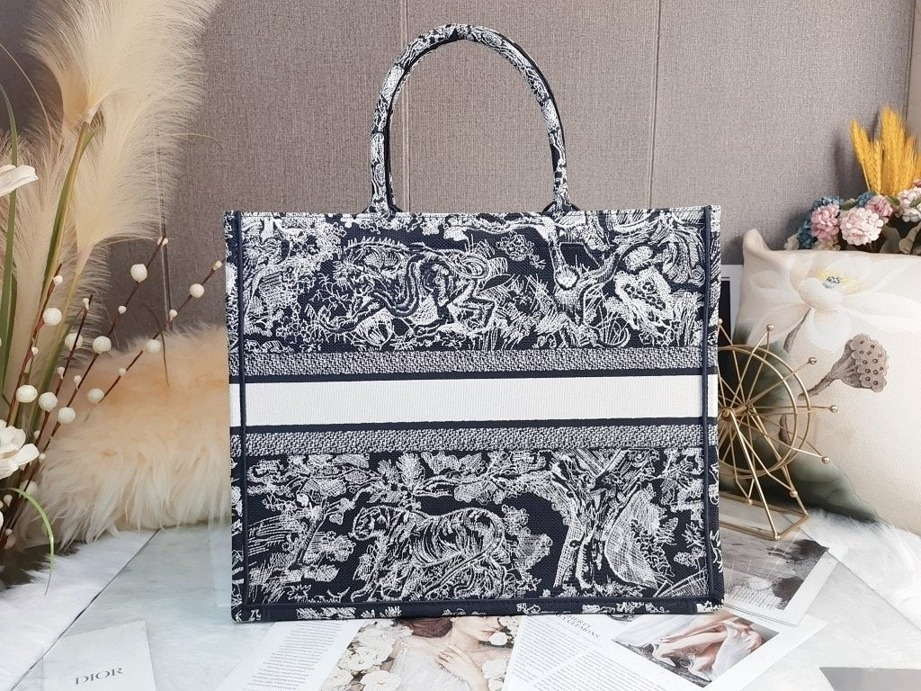Top Quality Large Book Tote White, For Women, Womens Handbags 16.5in/42cm CD
