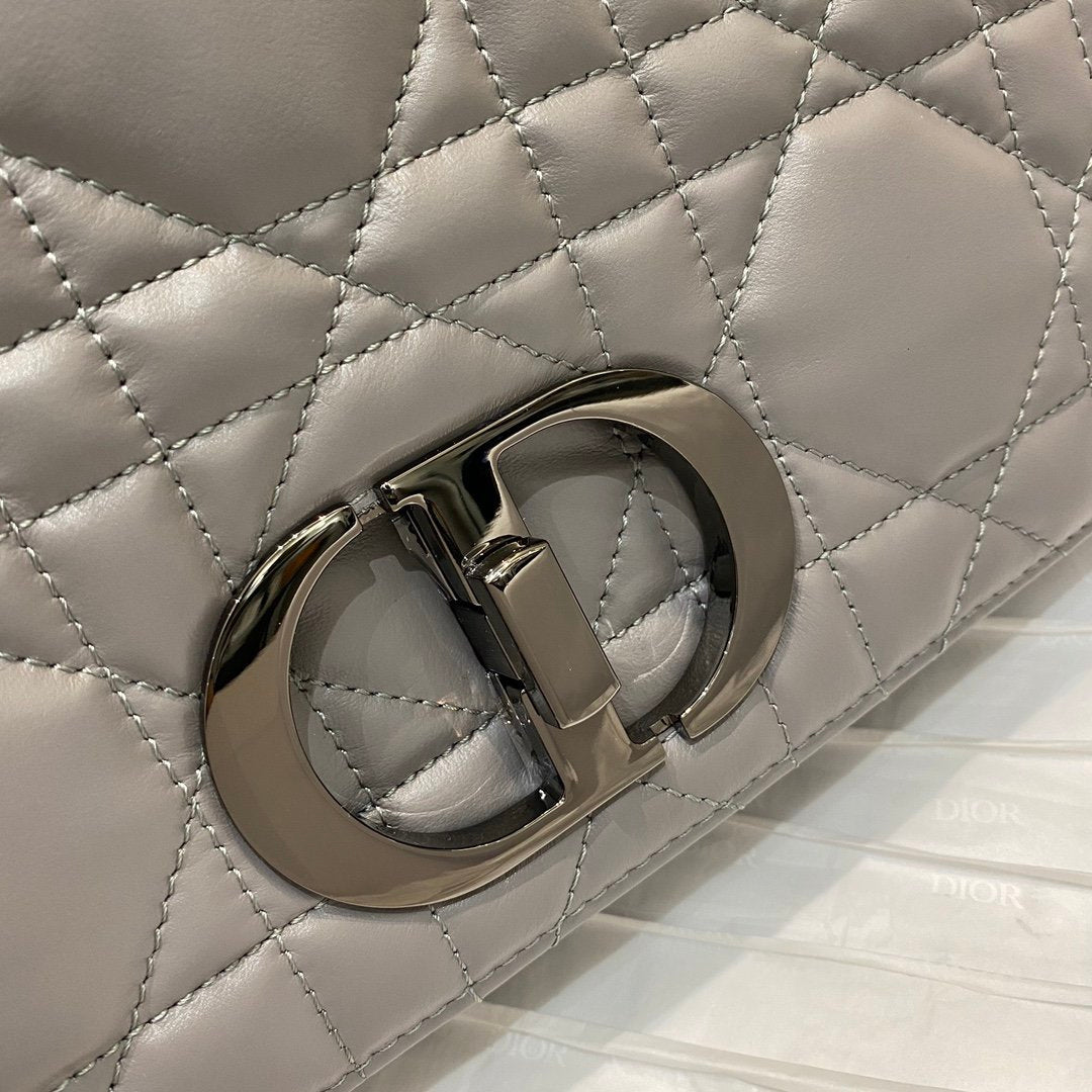 Top Quality Large Caro Bag Grey Padded Macrocannage, Dark Grey, For Women Womens Handbags, Crossbody Bags, 28cm CD