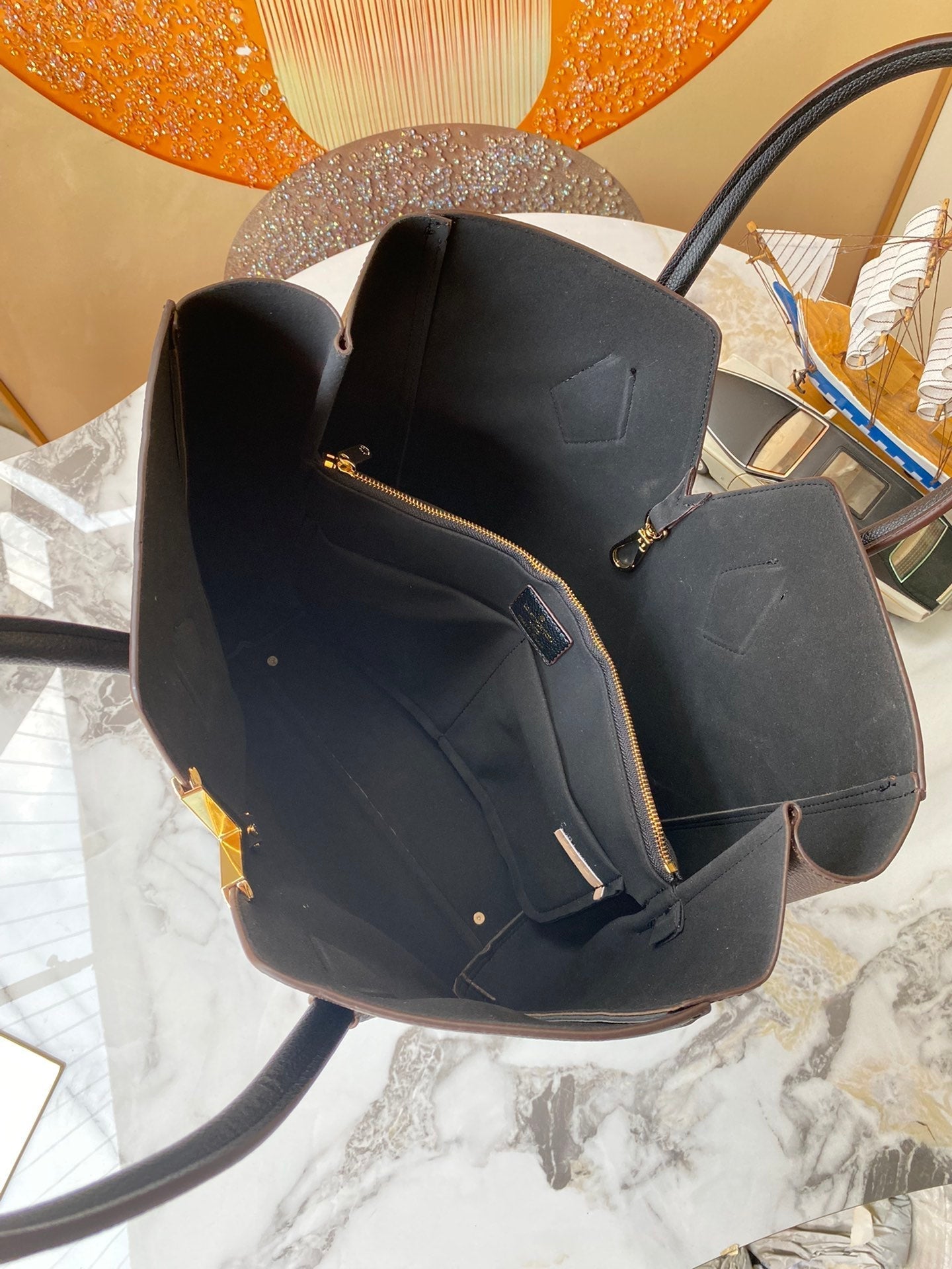 EN - Luxury Bags LUV 782
