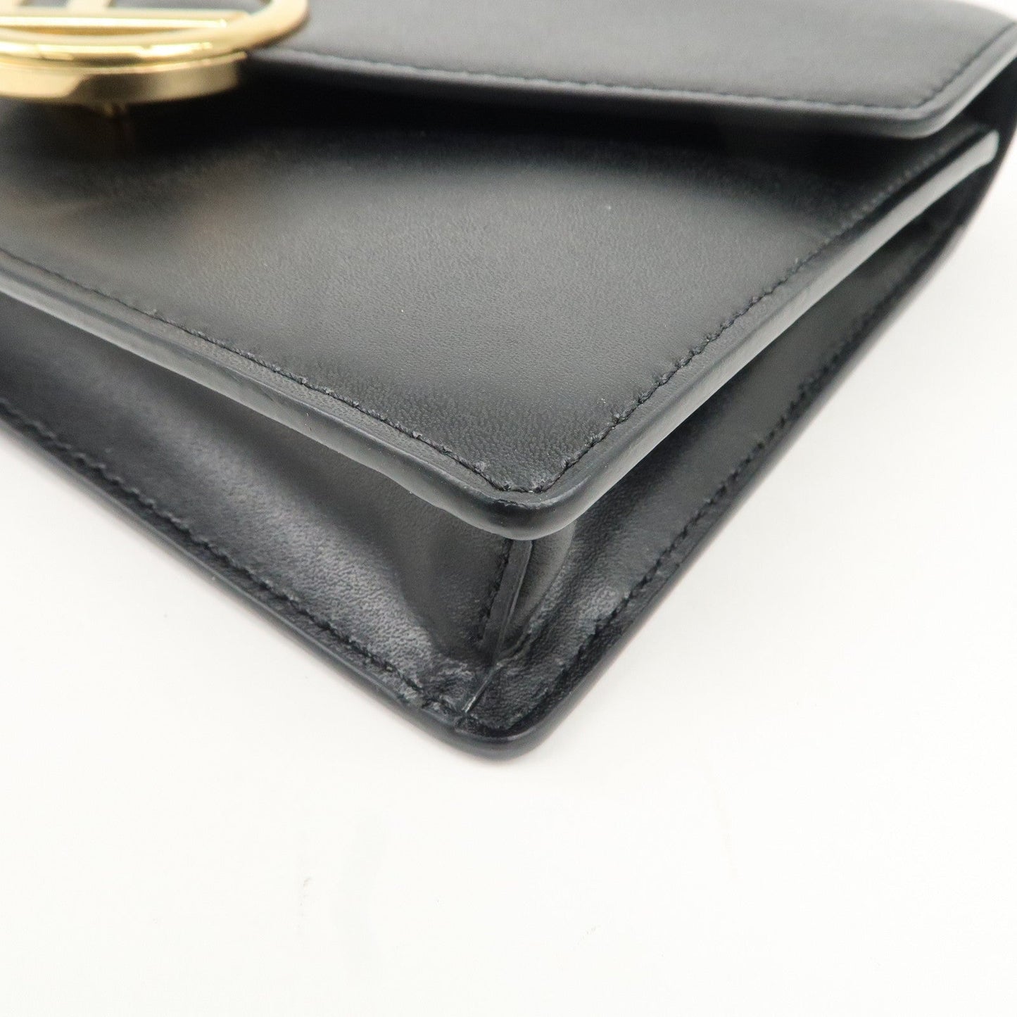 FENDI F is FENDI Leather Chain Wallet Clutch Bag Black 8BS006  d