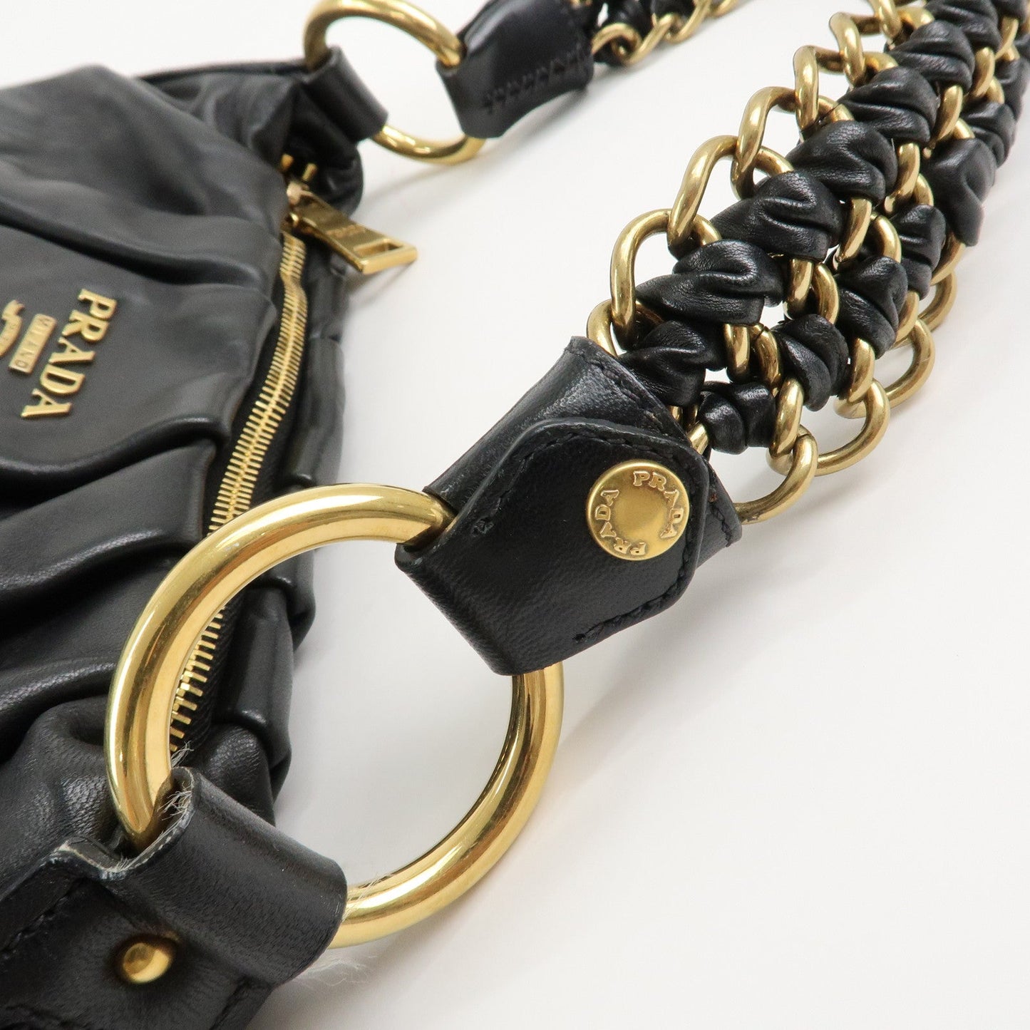 PRADA Leather Chain One-Shoulder Bag Black Gold Hardware  d