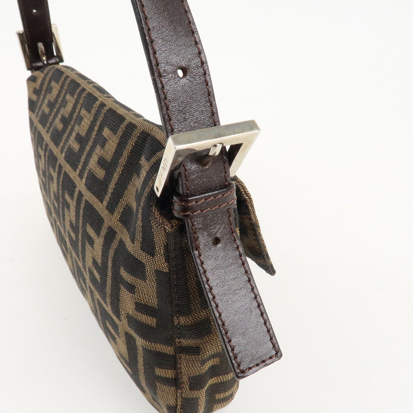 FENDI Zucca Mamma Baguette Canvas Shoulder Bag Brown Black 26424  d