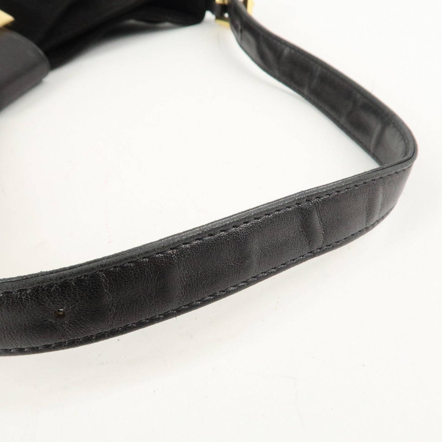 FENDI Suede Leather Shoulder Bag Black 26569  d