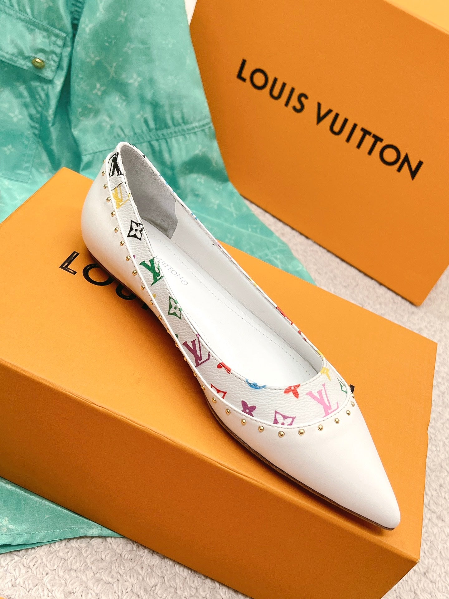 New 1:1 rep LUV High Heel Shoes 044